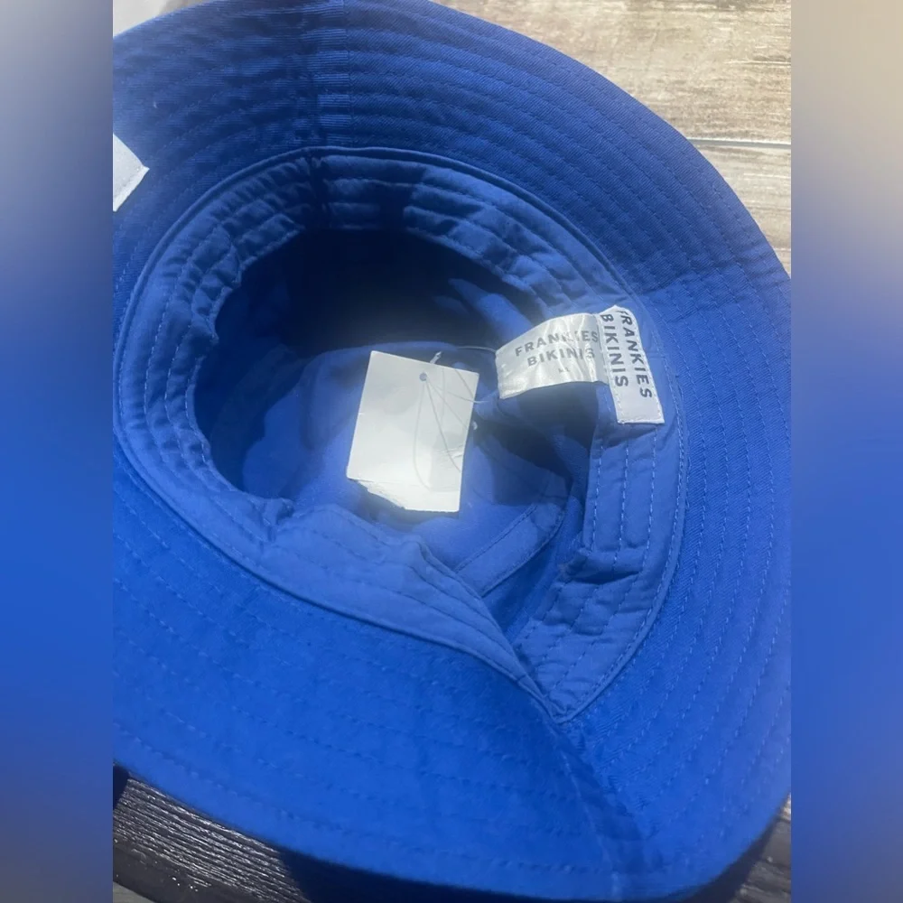 💙Frankies Bikinis Women Casual/Summer Bucket Hat Sz Medium Blue💙 - Picture 3 of 7